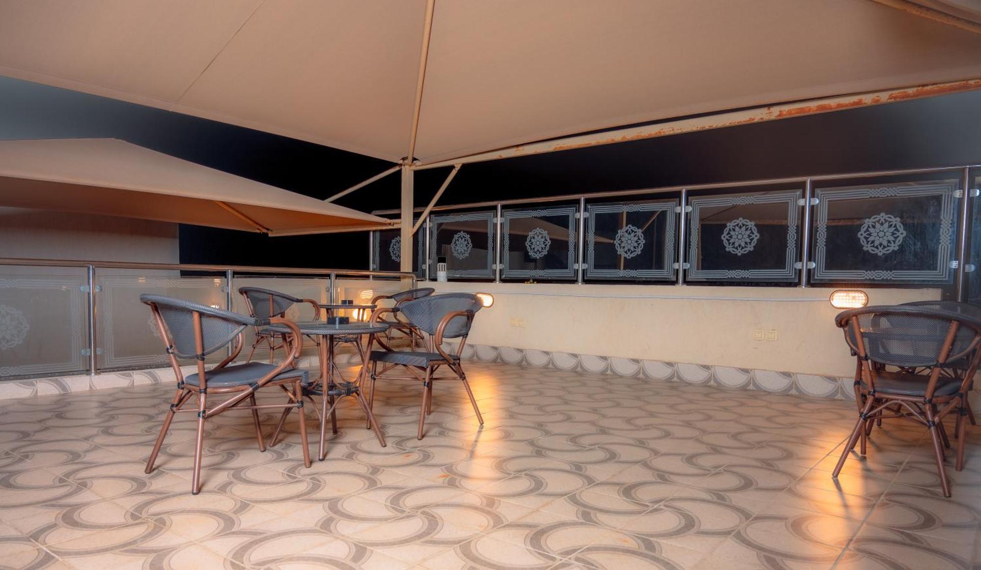 Hotel Areen ارين 3*