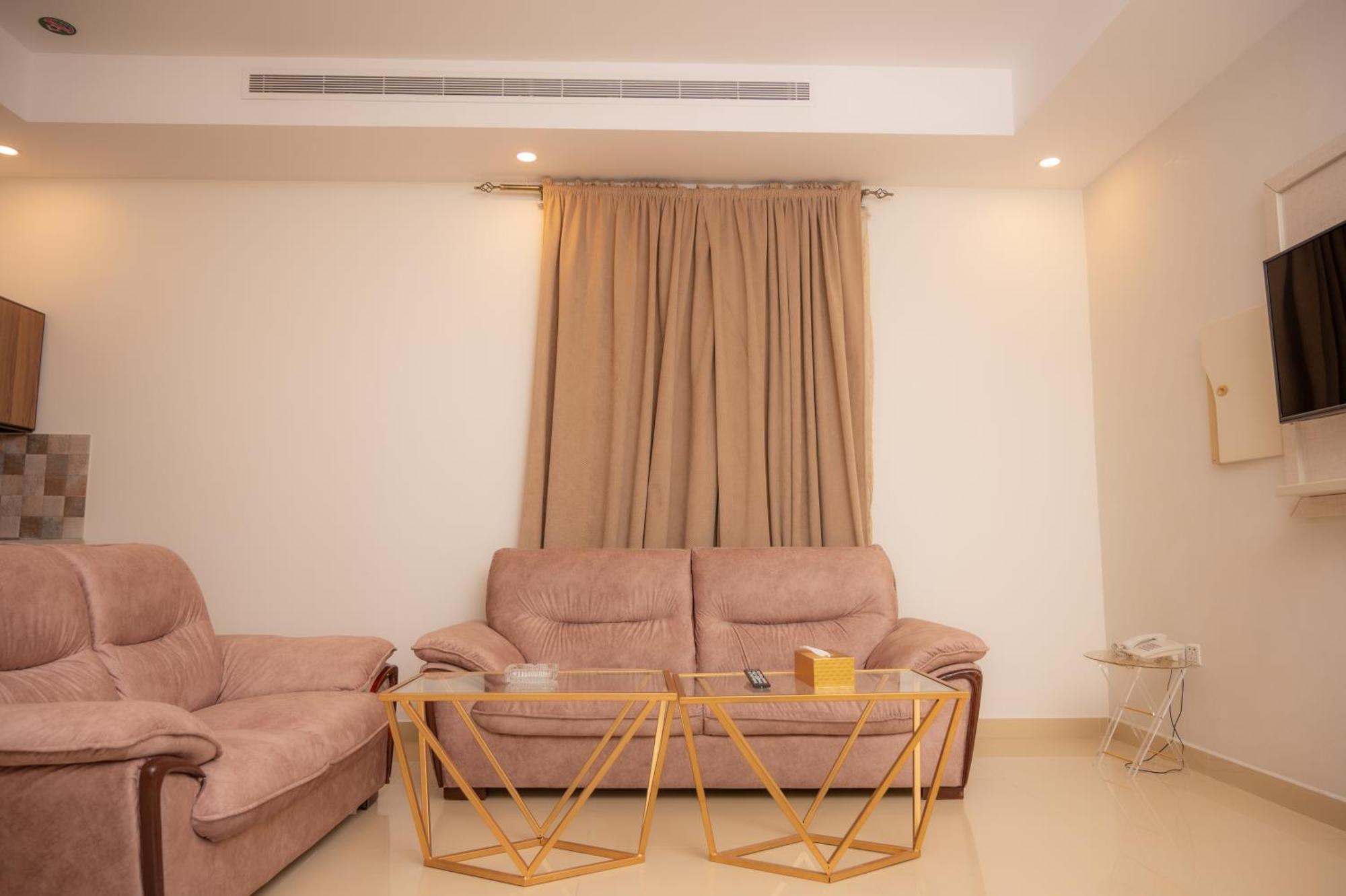 Hotel Areen ارين 3*